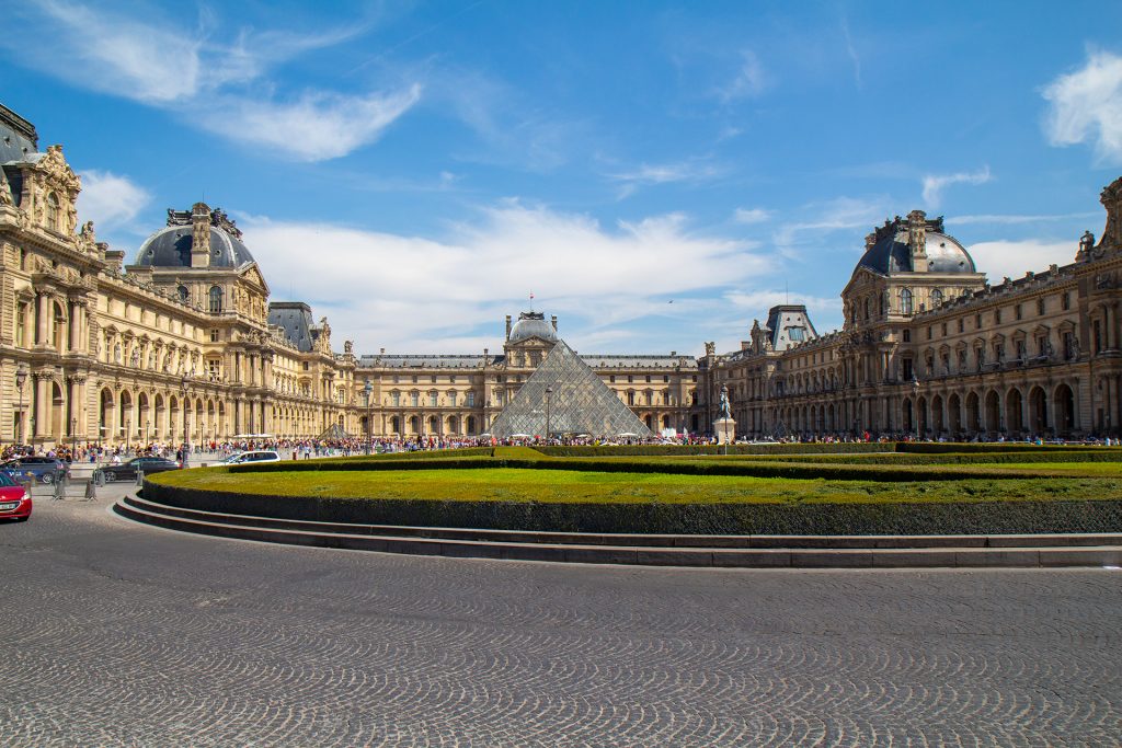 Il museo del Louvre